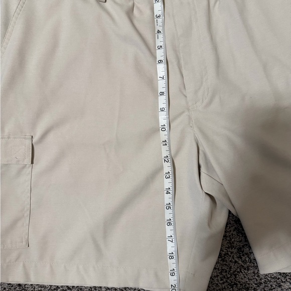 Savane Men's Cream Cargo khaki Shorts Size 44 - Picture 2 of 9